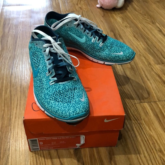 Nike Shoes - BRAND NEW